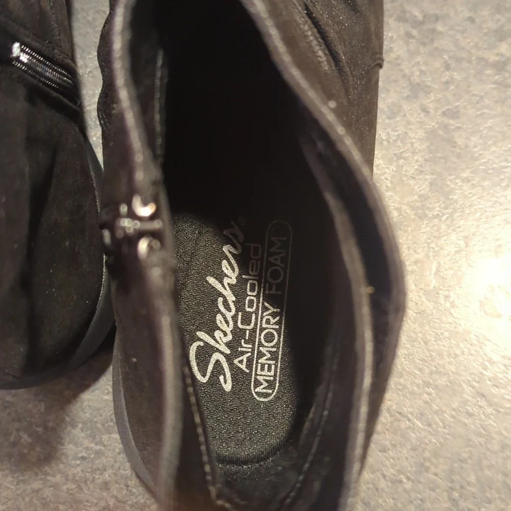 Skechers Ankle Boots - Picture 3 of 12